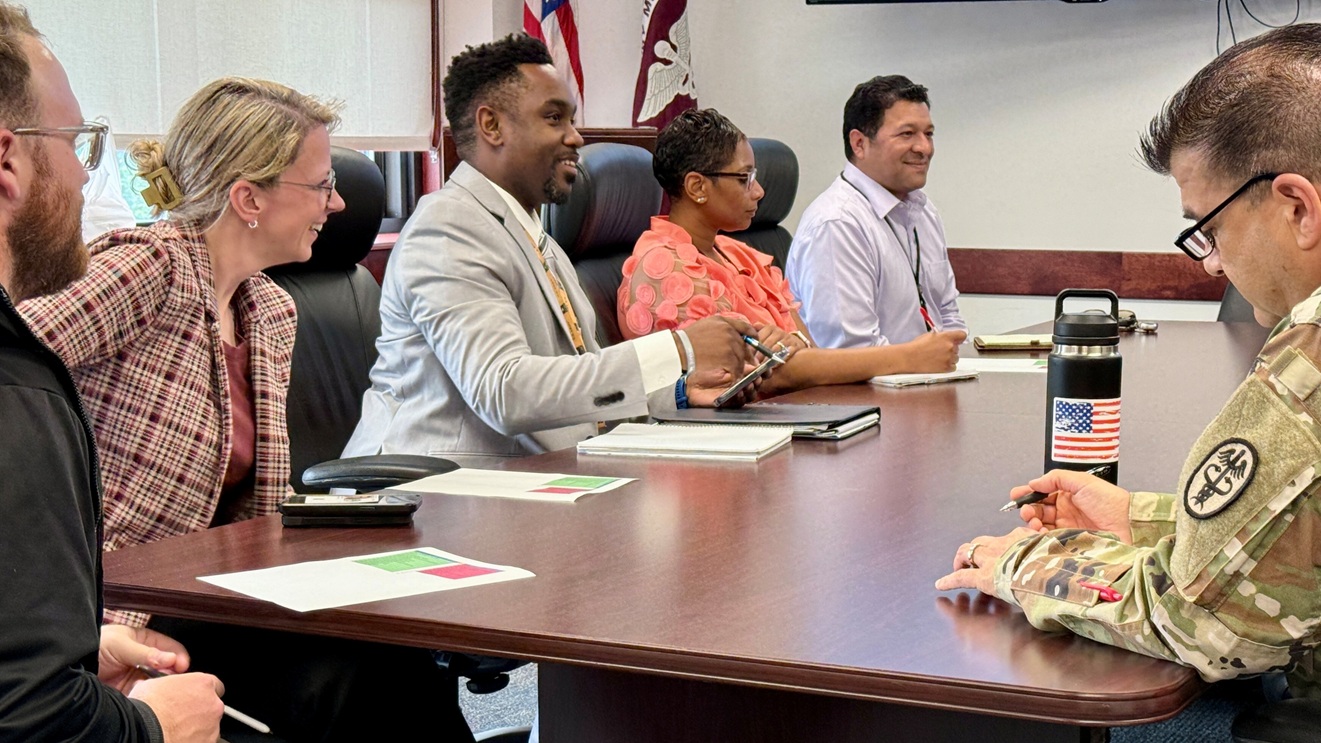 Team members from the Topeka-based VA Eastern Kansas Health Care System and Leavenworth’s Dwight D. Eisenhower VA Medical Center met with leaders at Munson Army Health Center on Fort Leavenworth, Kansas, Sept. 17.